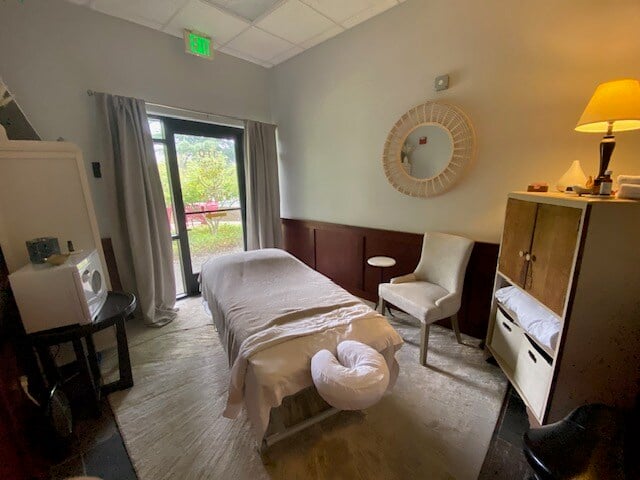Massage - room door open
